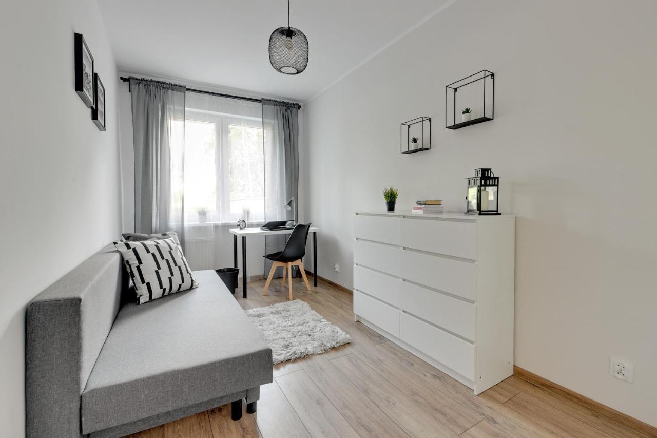 Pokoje Gdansk Zaspa 5B غدانسك المظهر الخارجي الصورة